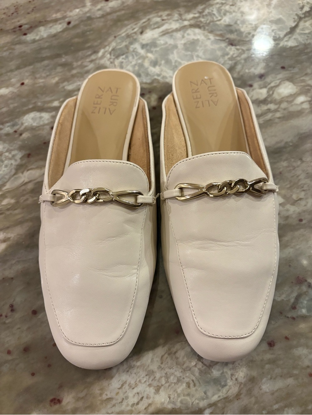 Naturalizer Cream Leather Chain-Trim Slip-On Mules